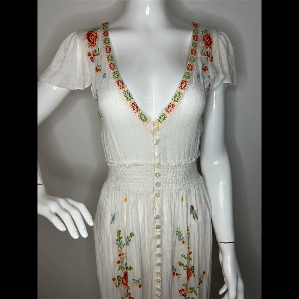 Z&L Flowers and Birds Embroidery Boho Dress - Picture 7 of 10